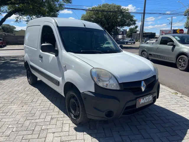 Carro Renault Kangoo Express 2016 1.6 16V Com Porta Lateral (Flex)