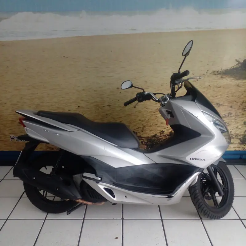 Honda PCX 150 DLX