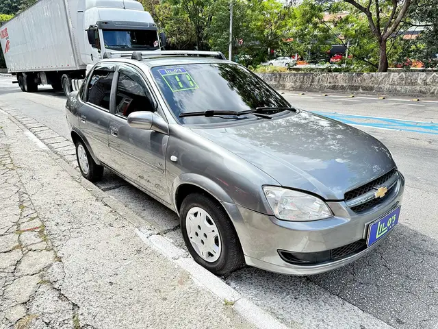 Carro Chevrolet Classic 2011 LS VHC E 1.0 (Flex)