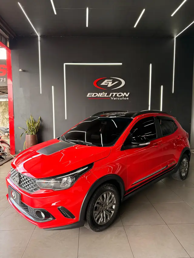 Carro Fiat Argo 2020 1.3 Trekking (Flex)