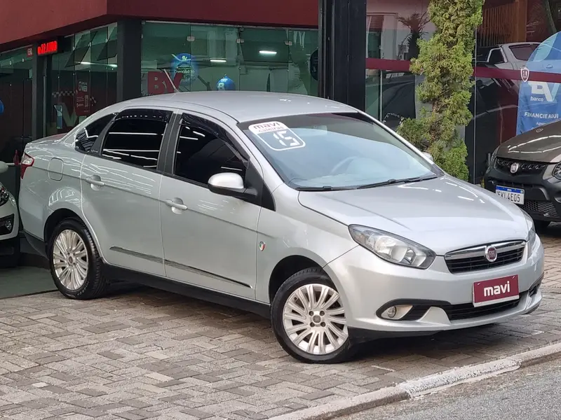 Fiat Grand Siena Essence 1.6 16V (Flex)