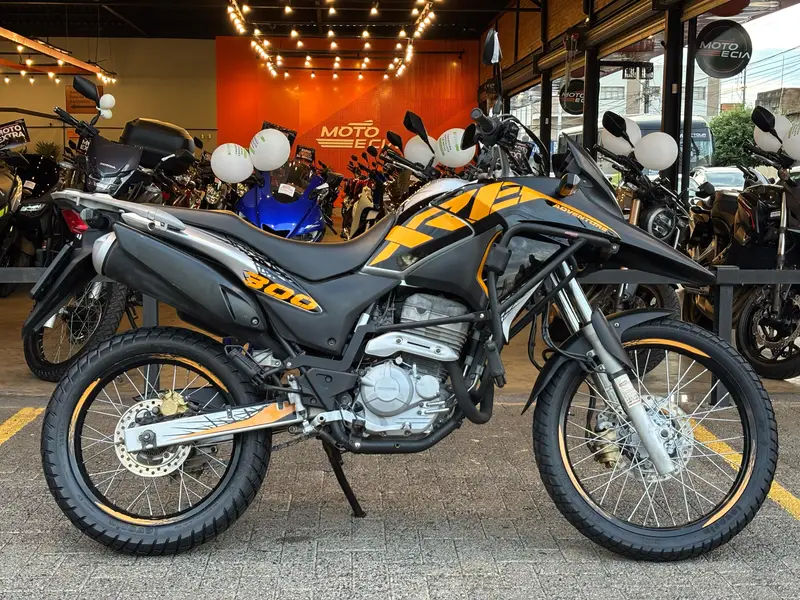 Honda XRE 300 Adventure (Flex)