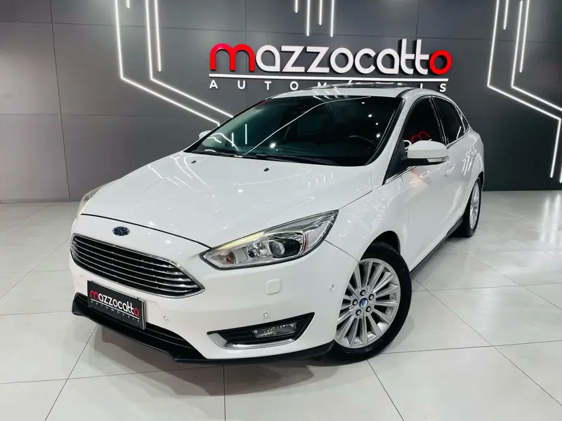Ford Focus Hatch Titanium Plus 2.0 PowerShift