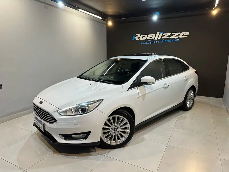 Ford Focus Hatch Titanium Plus 2.0 PowerShift