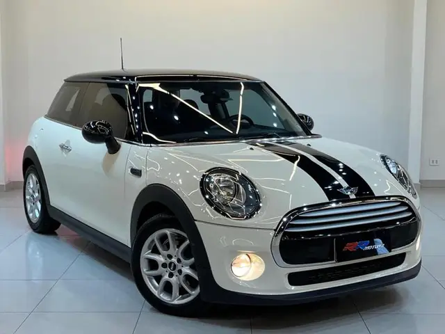 Carro MINI Cooper 2015 1.5 (Aut) 2p