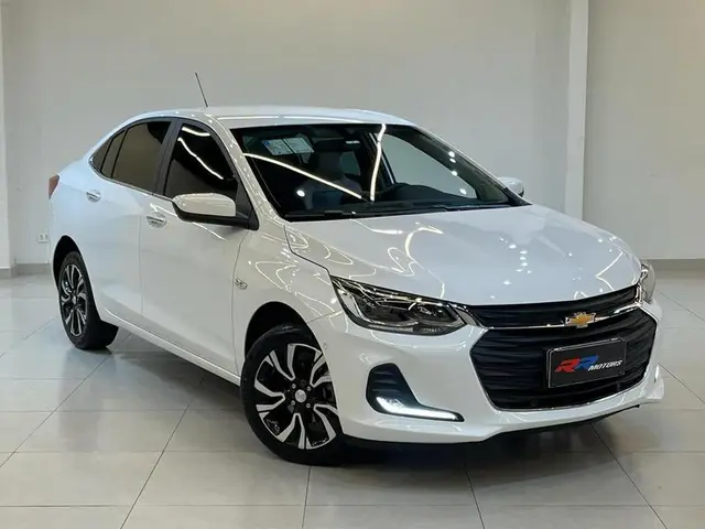 Carro Chevrolet Onix Plus 2024 LT 1.0
