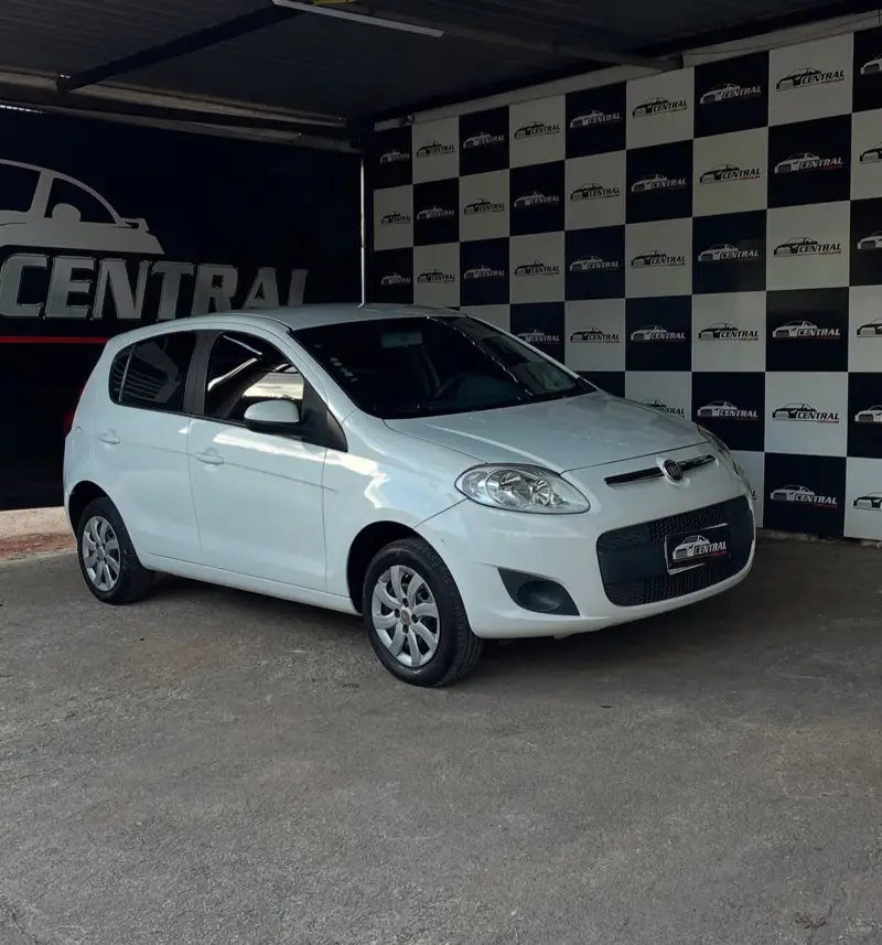Fiat Palio Attractive 1.0 Evo (Flex)
