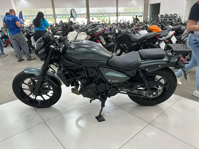 Moto Kawasaki Eliminator 500 2025 500