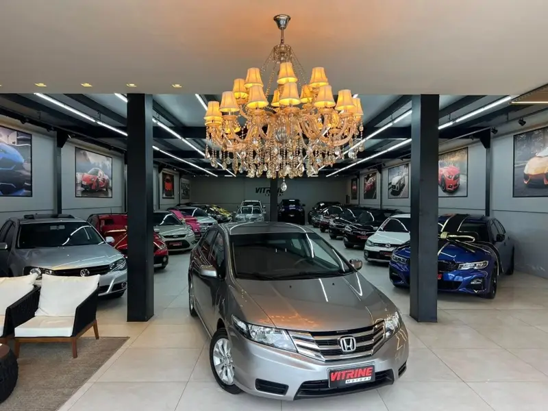 Honda City LX 1.5 16V (flex)