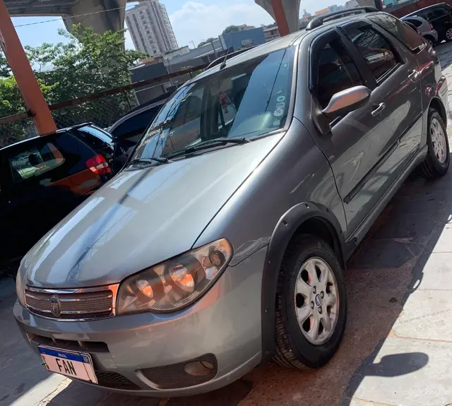 Carro Fiat Palio Weekend 2007 ELX 1.4 8V (Flex)