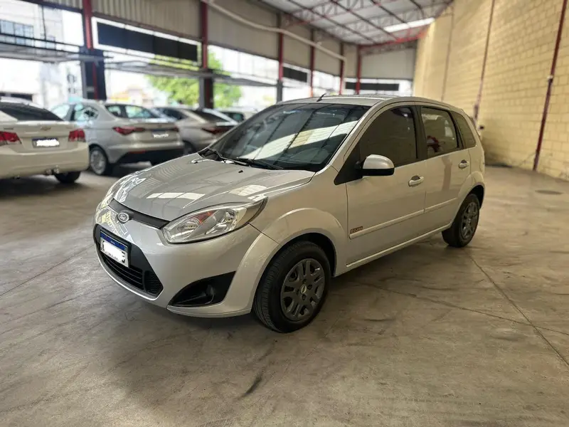 Ford Fiesta Hatch 1.6 (Flex)