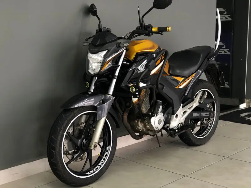 Honda CB 250F Twister (ABS)