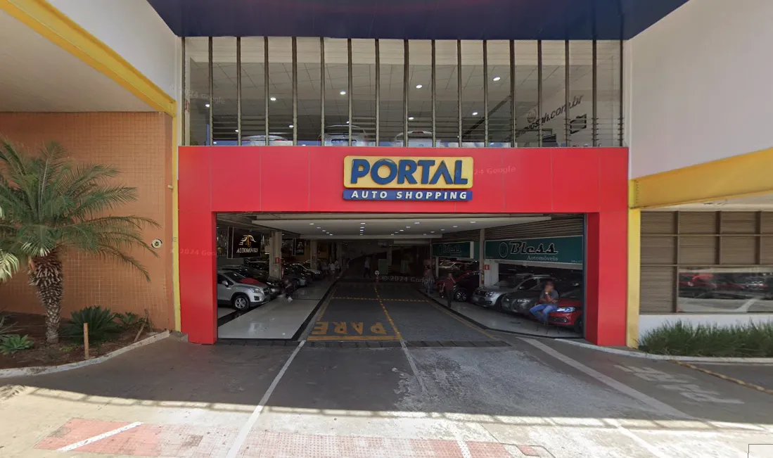 Fachada da loja Santana Automóveis - Belo Horizonte - MG