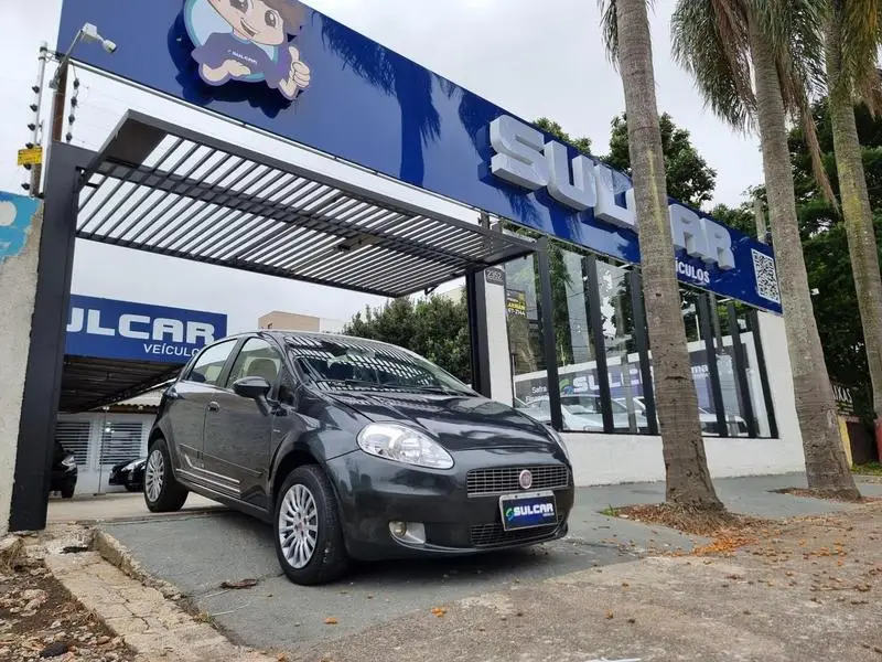 Fiat Punto Essence 1.6 16V Dualogic (Flex)