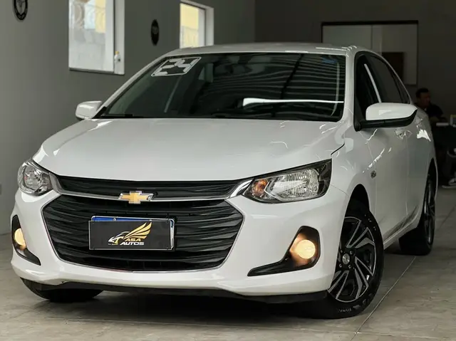 Carro Chevrolet Onix Plus 2024 LT 1.0