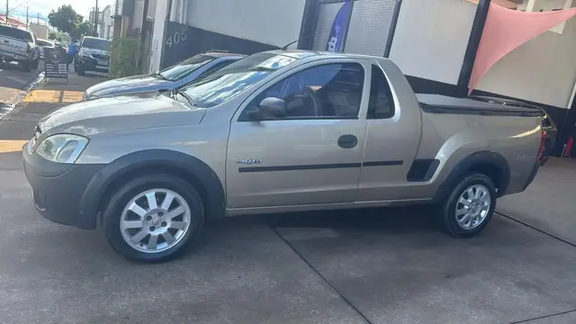 Carro Chevrolet Montana 2006 Conquest 1.8 (Flex)