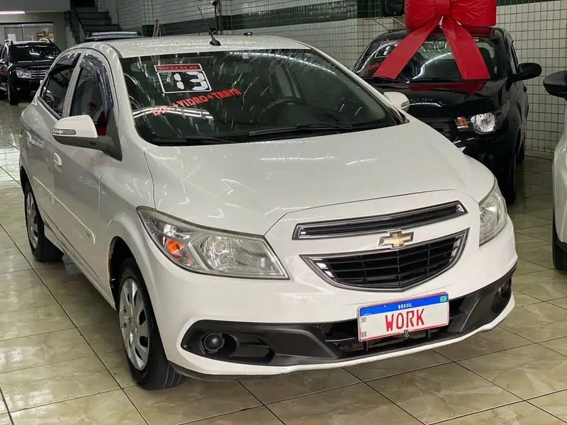 Chevrolet Onix 1.0 LT SPE/4