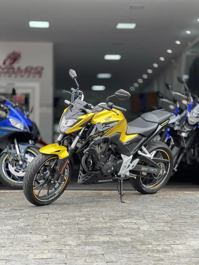 Moto Honda CB 300F Twister 2023 Standard