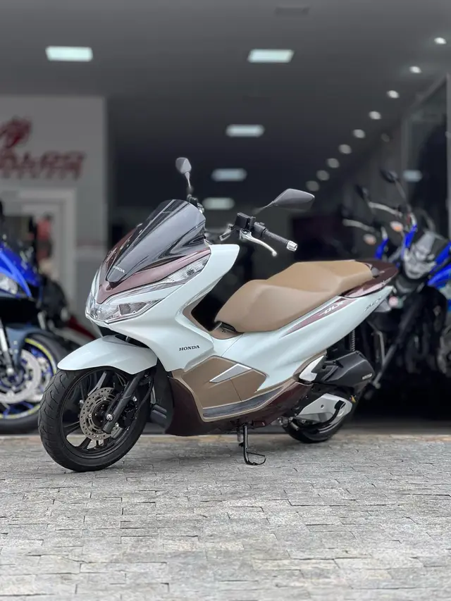 Moto Honda PCX 150 2020 DLX