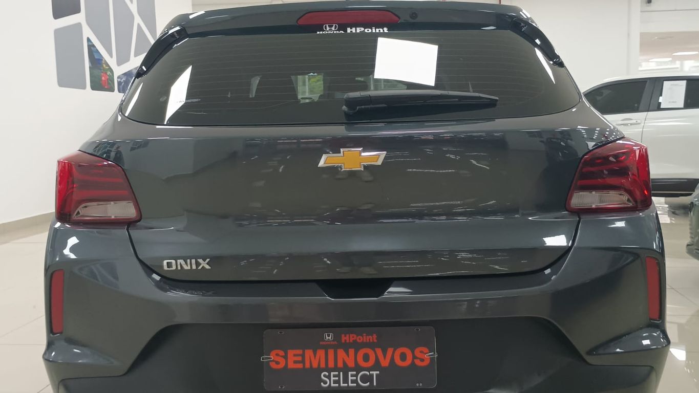 Onix LT 1.0