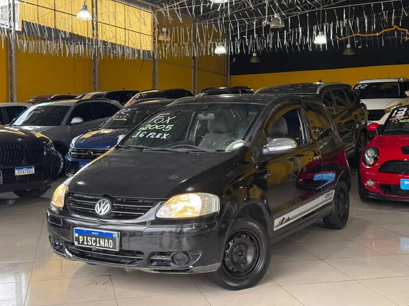 Volkswagen Fox Plus 1.6 8V (Flex) 2p