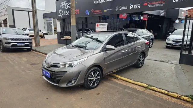 Carro Toyota Yaris Sedan 2019 1.5 XLS CVT (Flex)