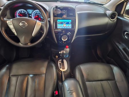 Versa 1.6 16V Unique CVT (Flex)