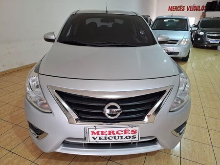 Versa 1.6 16V Unique CVT (Flex)