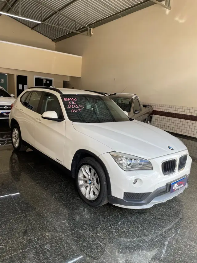 Carro BMW X1 2015 2.0 sDrive20i Activeflex