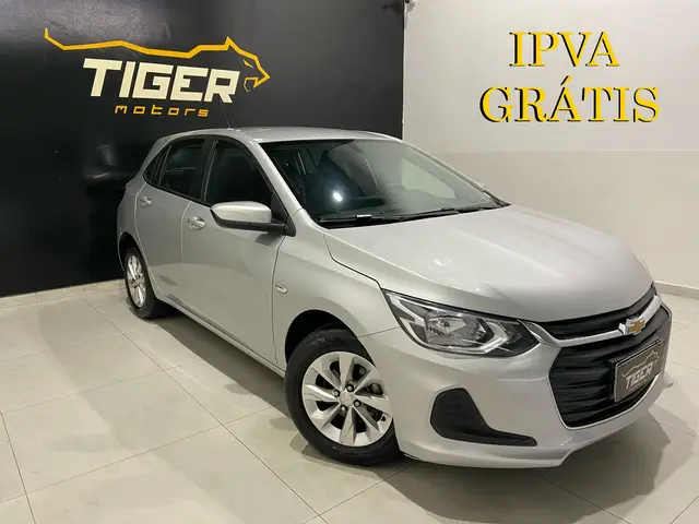 Carro Chevrolet Onix 2023 LT 1.0