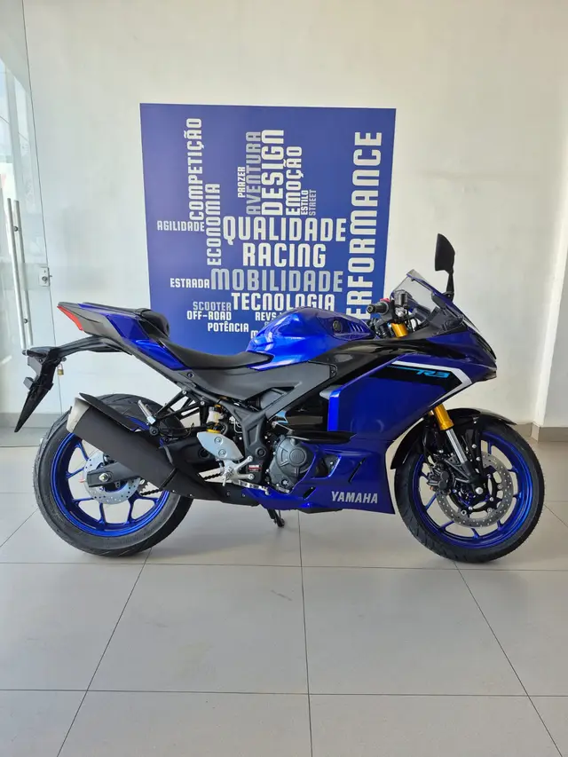 Carro Yamaha YZF R3 2025 ABS