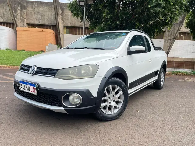 Carro Volkswagen Saveiro 2015 Cross 1.6 16v MSI CE (Flex)