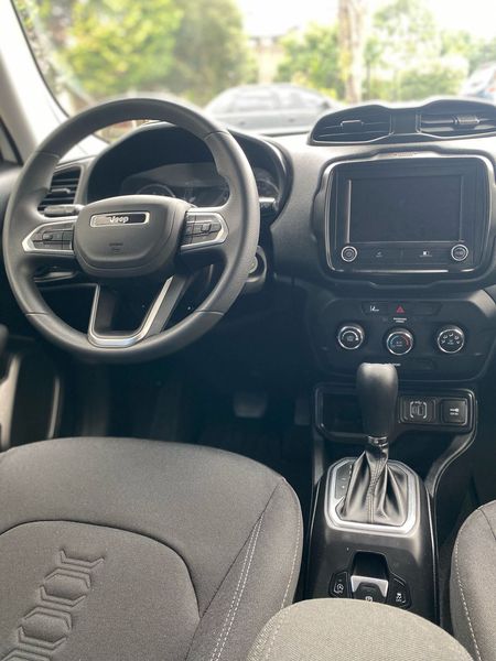 Renegade Sport T270 4x2 AT6