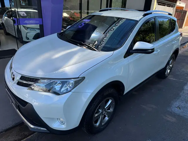 Carro Toyota RAV4 2015 2.0 CVT