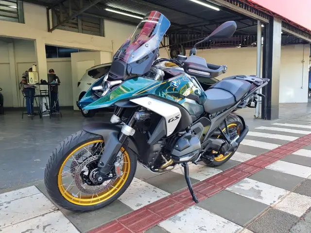 Carro BMW R 1300 GS 2025 Option 719 Tramuntana