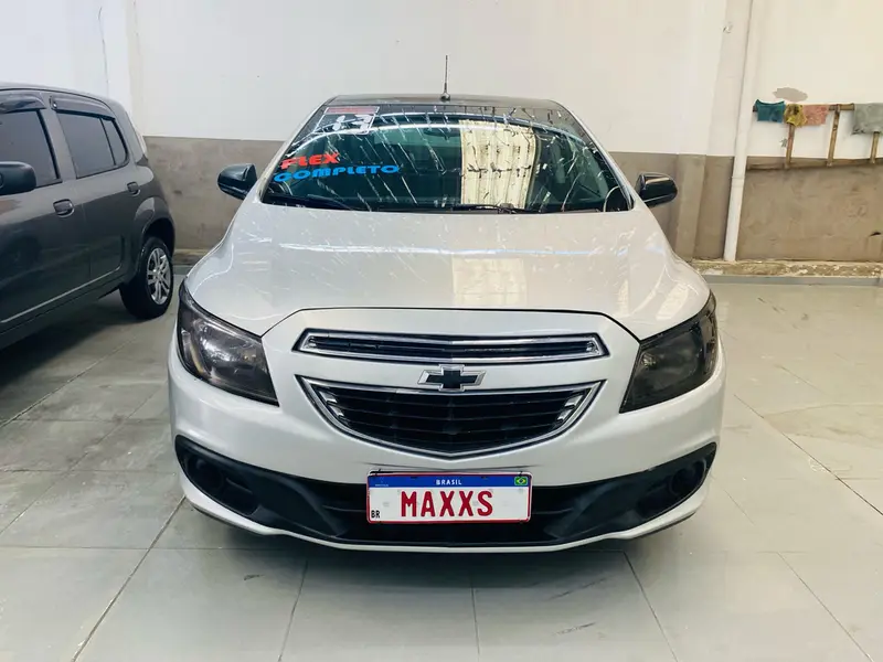 Chevrolet Onix 1.0 LT SPE/4