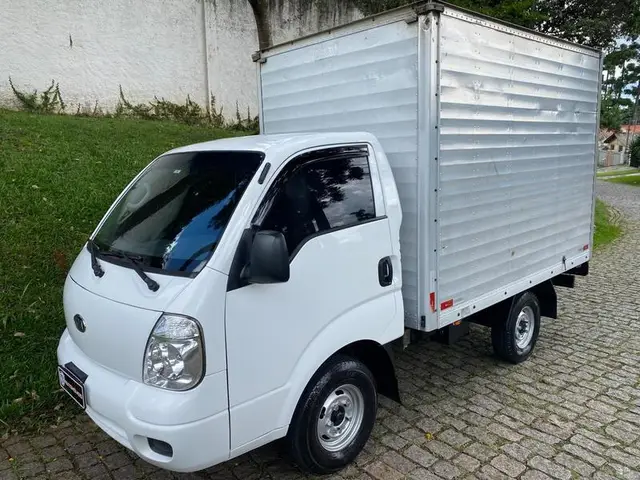 Carro Kia Bongo 2011 K-2500 STD 4x2 RS (cab. simples)