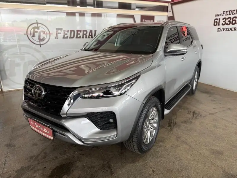 Toyota SW4 SRX 2.8 turbodiesel 7L 4x4 (Aut)