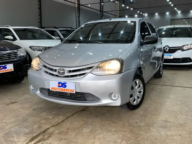 Toyota Etios X 1.3 (Flex)