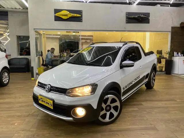 Carro Volkswagen Saveiro 2015 Cross 1.6 16v MSI CE (Flex)