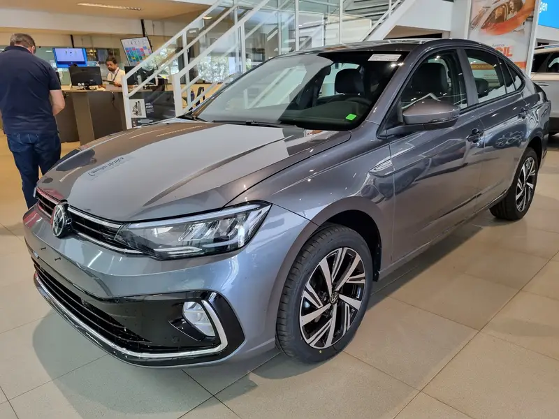 Volkswagen Virtus Highline 200 TSI