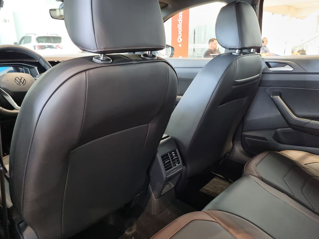 Virtus Highline 1.0 200 TSI