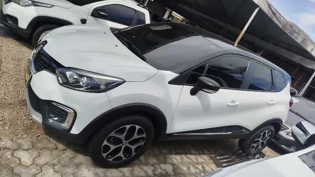 Carro Renault Captur 2019 Intense 1.6 16v SCe CVT (Flex)