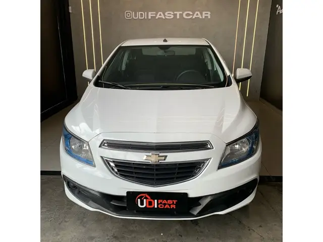 Carro Chevrolet Prisma 2016 1.4 LT SPE/4