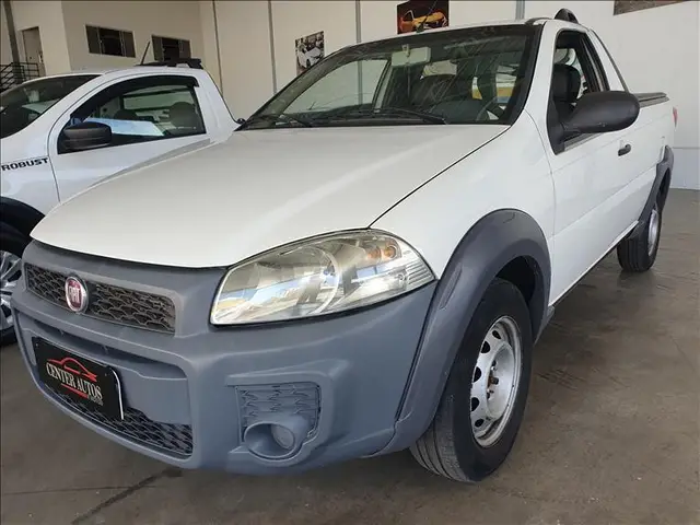 Carro Fiat Strada 2015 Working 1.4 (Flex)
