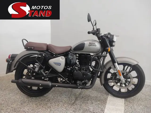 Carro Royal Enfield Classic 350 2024 Dark