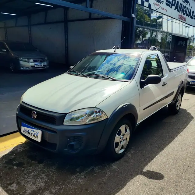 Carro Fiat Strada 2016 Working 1.4 (Flex)