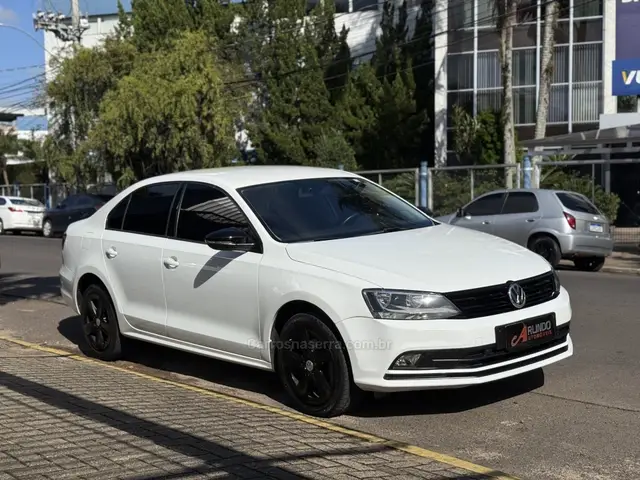 Carro Volkswagen Jetta 2016 1.4 TSI Trendline Tiptronic