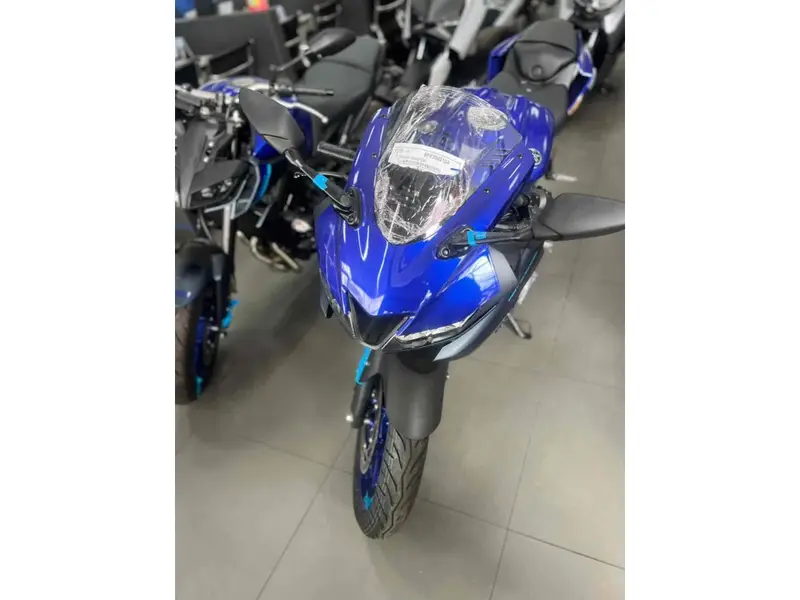 Yamaha YZF R15 ABS