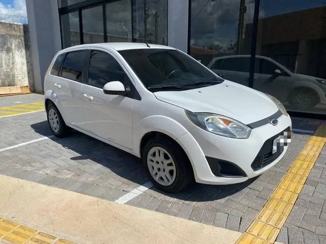 Carro Ford Fiesta Hatch 2013 1.6 (Flex)